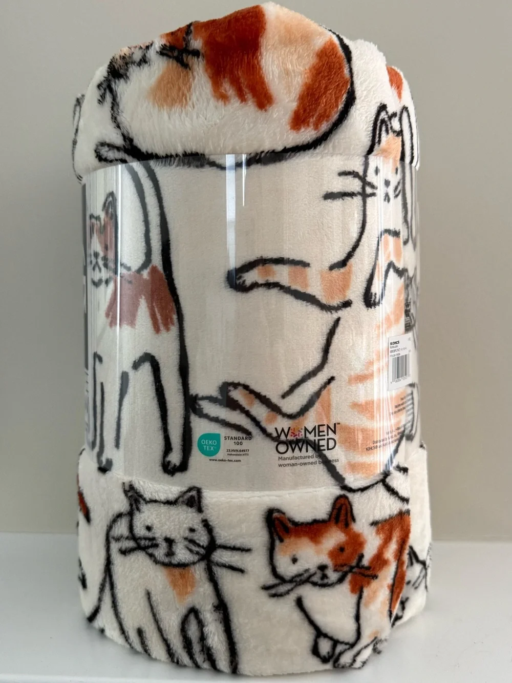 The Big One Blanket Cats Cat Outline Pretty Kitty NEW